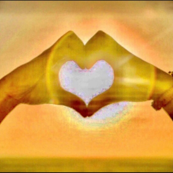 BILLIE EILISH SIGNED 8X10 Signed Framed Photo - Picture 3 of 4